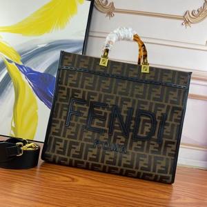 Fendi Handbags 447